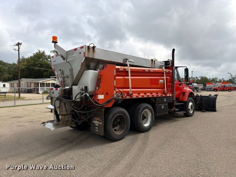 image for item DY3370 2007 International 7400 dump truck