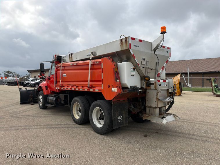 image for item DY3370 2007 International 7400 dump truck