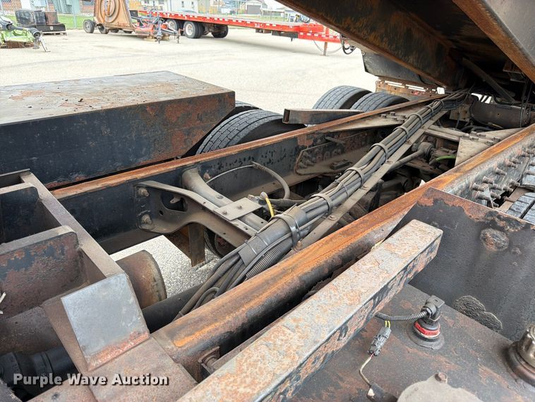 image for item DY3370 2007 International 7400 dump truck