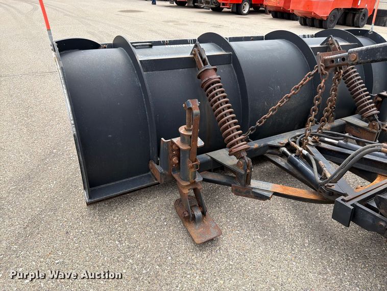 image for item DY3370 2007 International 7400 dump truck