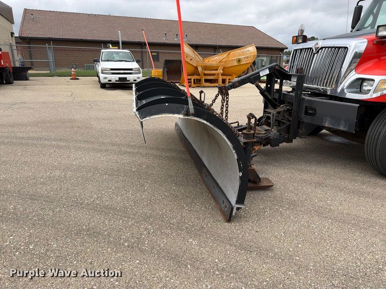 image for item DY3370 2007 International 7400 dump truck