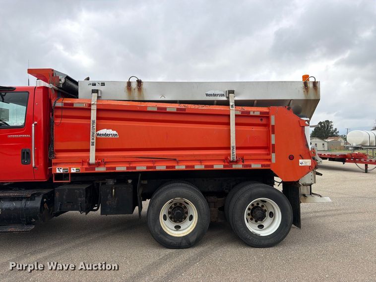 image for item DY3370 2007 International 7400 dump truck