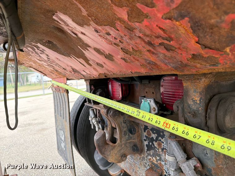 image for item DY3370 2007 International 7400 dump truck