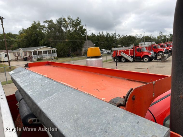 image for item DY3370 2007 International 7400 dump truck