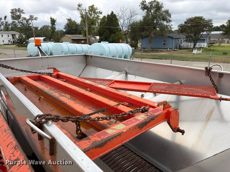 image for item DY3370 2007 International 7400 dump truck