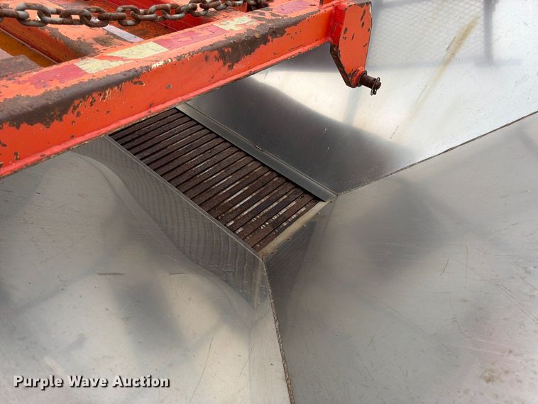 image for item DY3370 2007 International 7400 dump truck