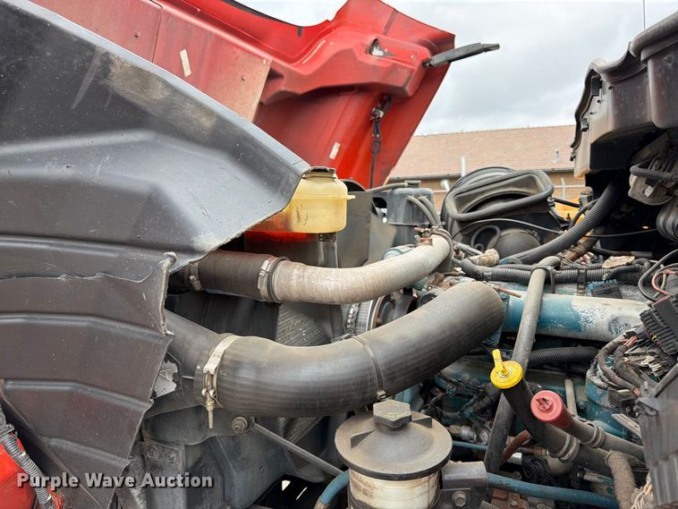 image for item DY3370 2007 International 7400 dump truck
