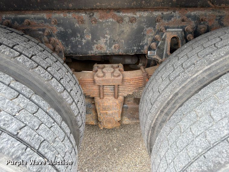 image for item DY3370 2007 International 7400 dump truck