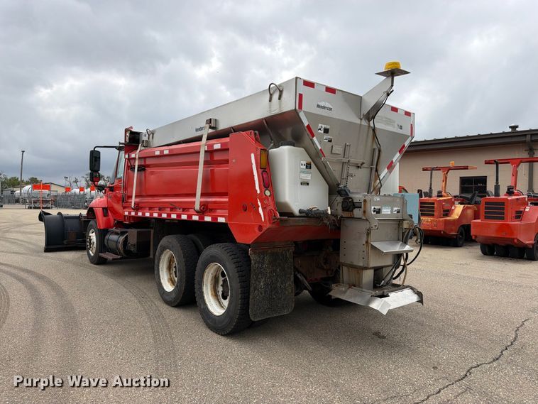 image for item DY3371 2007 International 7400 dump truck