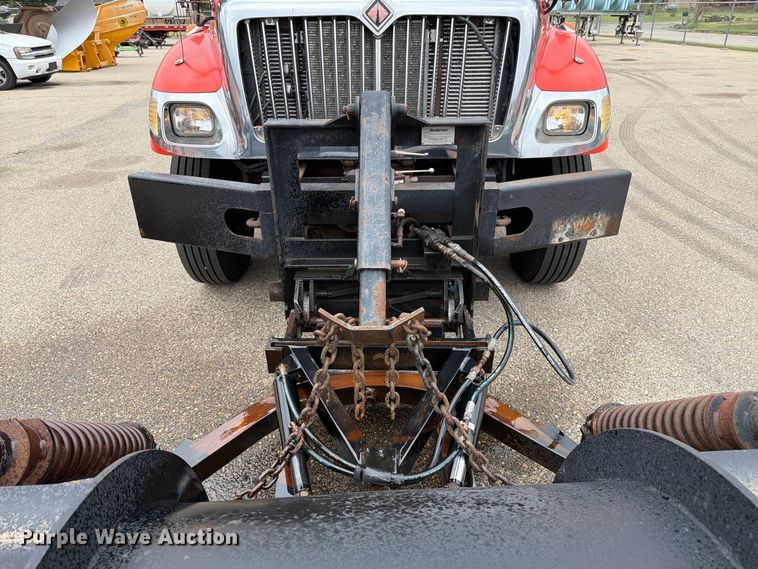 image for item DY3371 2007 International 7400 dump truck