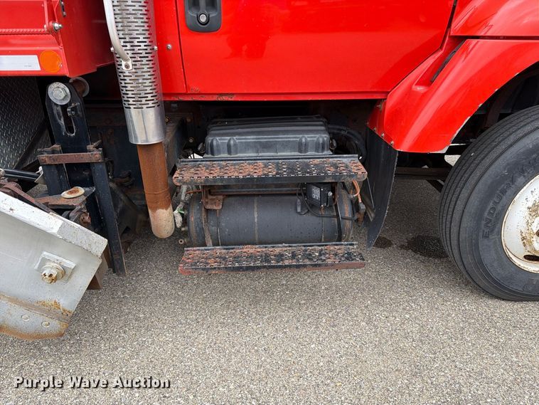 image for item DY3371 2007 International 7400 dump truck