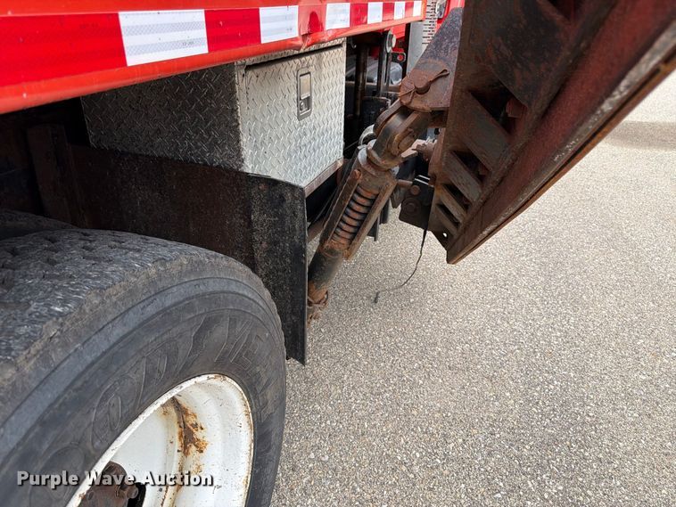 image for item DY3371 2007 International 7400 dump truck