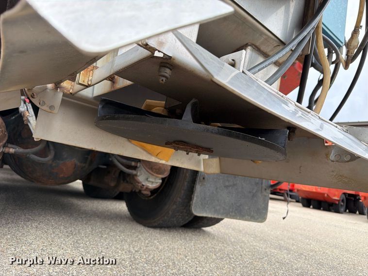 image for item DY3371 2007 International 7400 dump truck