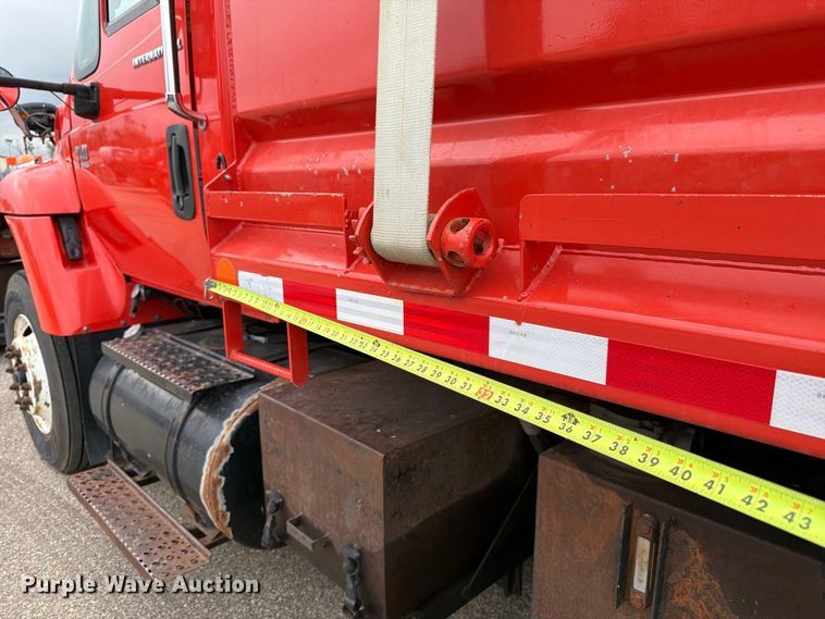 image for item DY3371 2007 International 7400 dump truck
