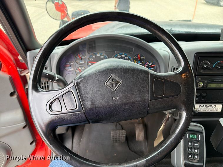 image for item DY3371 2007 International 7400 dump truck