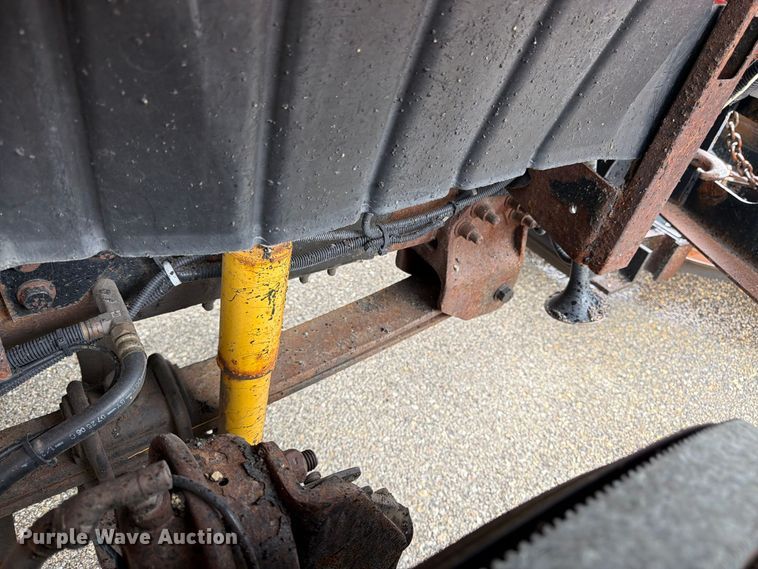image for item DY3371 2007 International 7400 dump truck