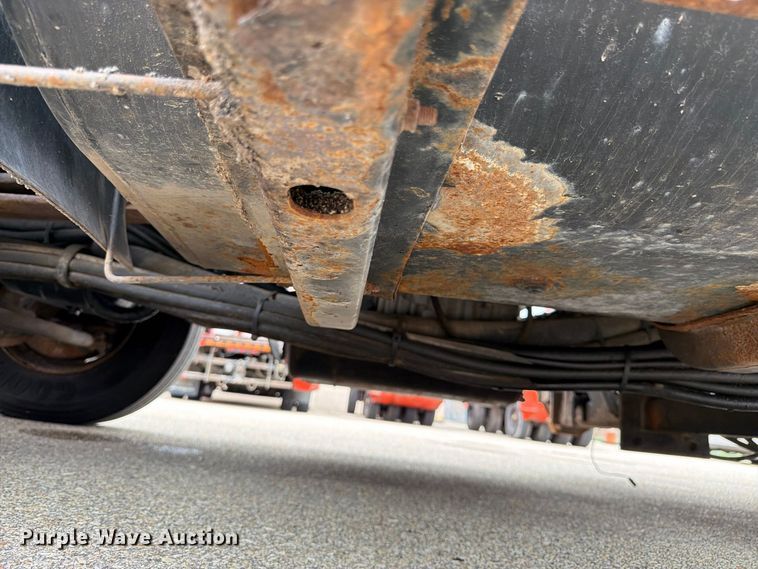image for item DY3371 2007 International 7400 dump truck