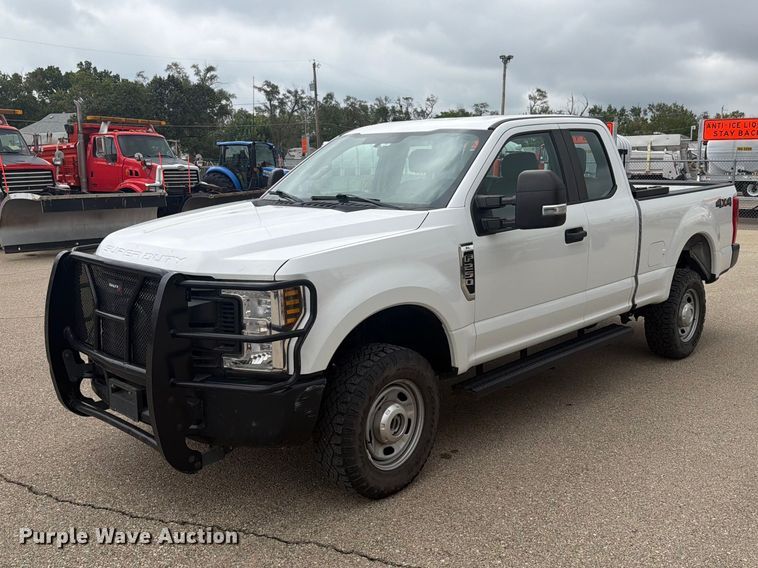 2019 Ford F250 Super Duty Ext. Cab pickup truck
