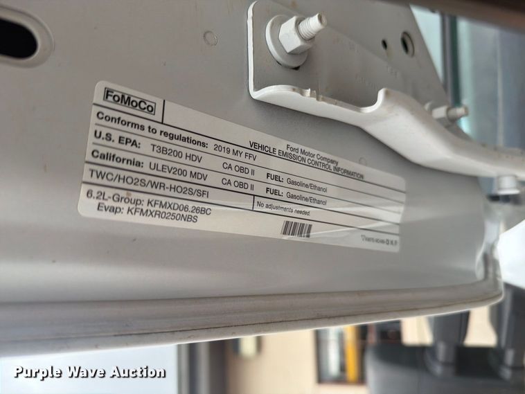 image for item DY3372 2019 Ford F250 Super Duty Ext. Cab pickup truck