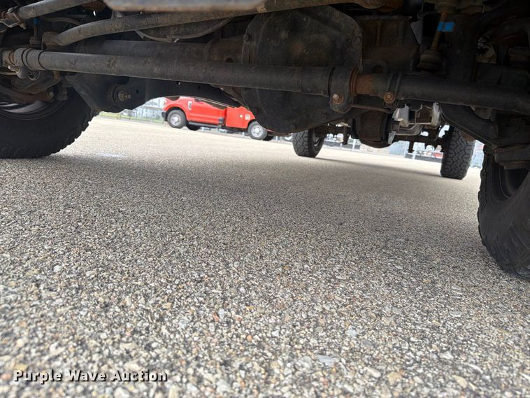 image for item DY3372 2019 Ford F250 Super Duty Ext. Cab pickup truck