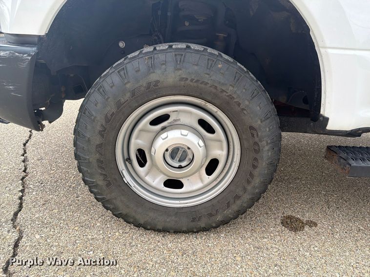 image for item DY3372 2019 Ford F250 Super Duty Ext. Cab pickup truck