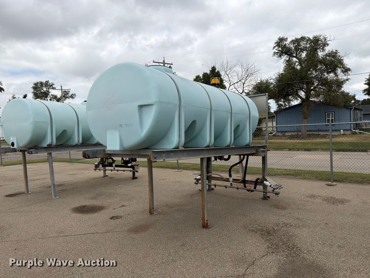 Salt brine tank