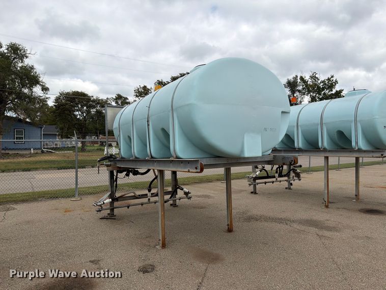image for item DY3374 Salt brine tank