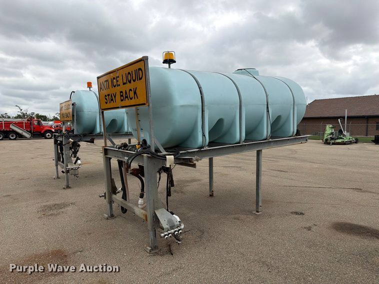 image for item DY3374 Salt brine tank