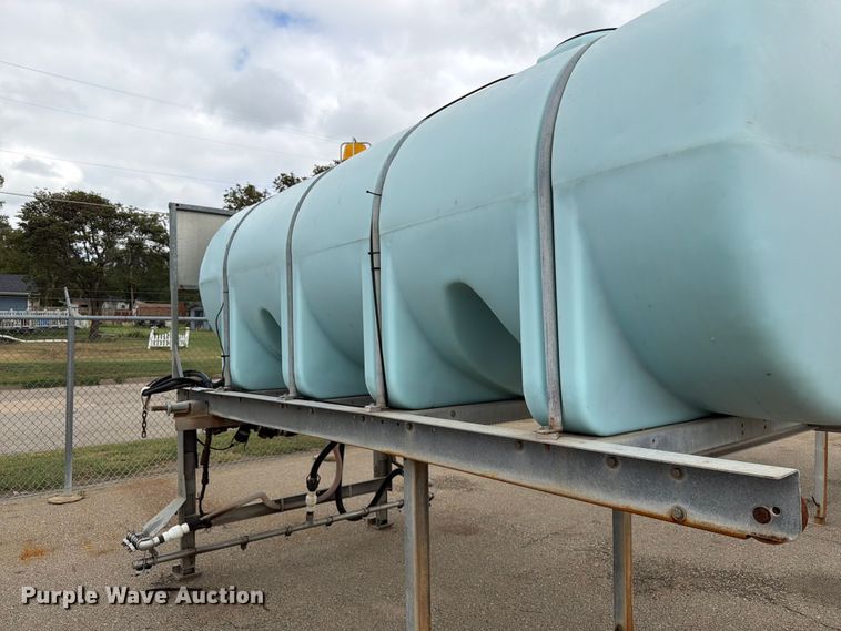 image for item DY3374 Salt brine tank