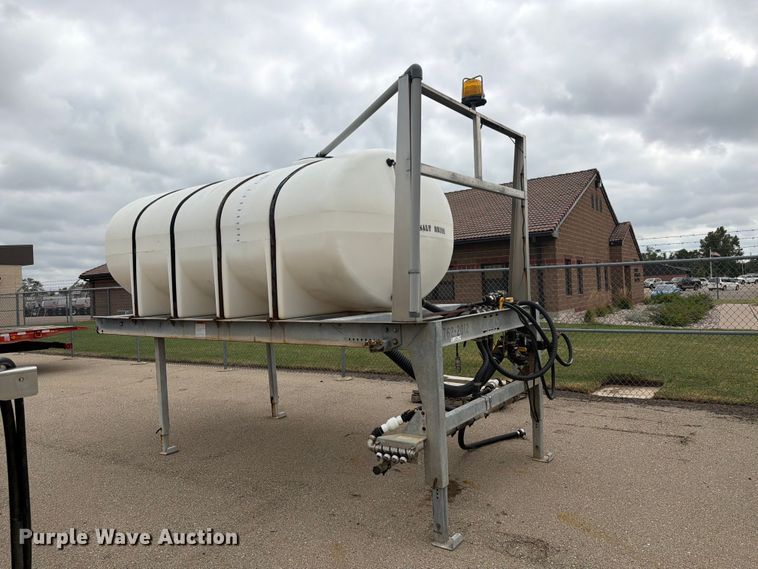 image for item DY3380 Monroe Brine tank for roads