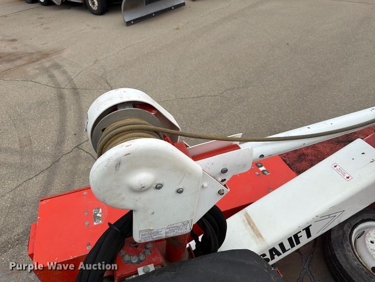 image for item DY3383 2007 GMC C4500 bucket truck