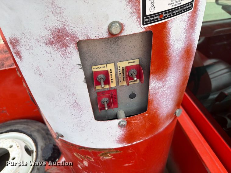image for item DY3383 2007 GMC C4500 bucket truck