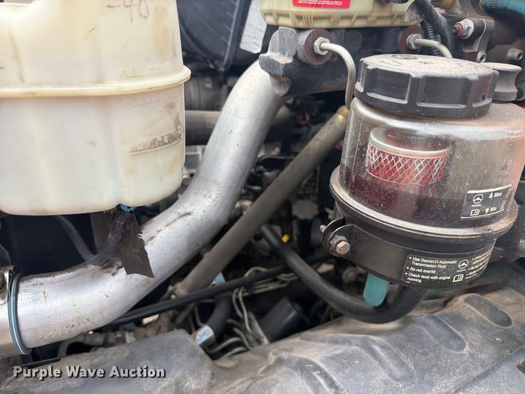 image for item DY3383 2007 GMC C4500 bucket truck