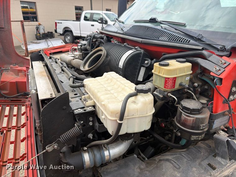 image for item DY3383 2007 GMC C4500 bucket truck