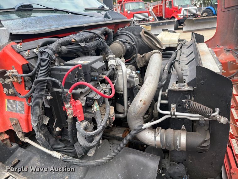 image for item DY3383 2007 GMC C4500 bucket truck