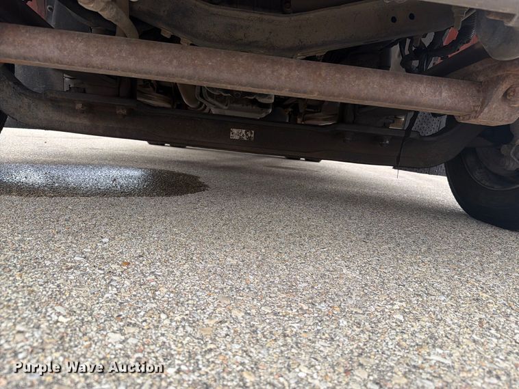 image for item DY3383 2007 GMC C4500 bucket truck