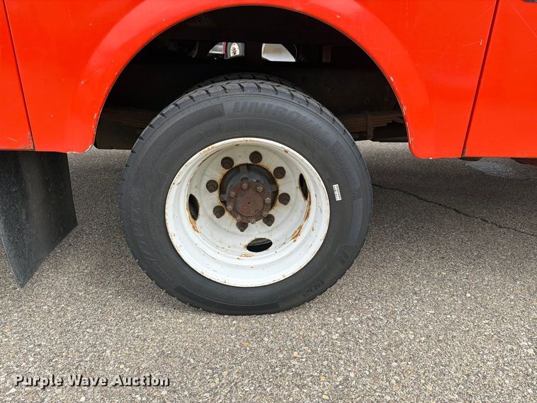 image for item DY3383 2007 GMC C4500 bucket truck