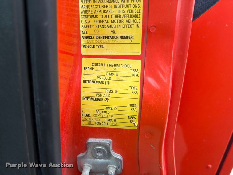 image for item DY3383 2007 GMC C4500 bucket truck