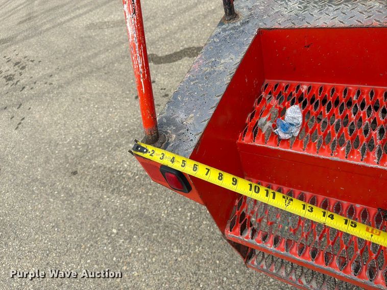image for item DY3384 2007 GMC C4500 bucket truck