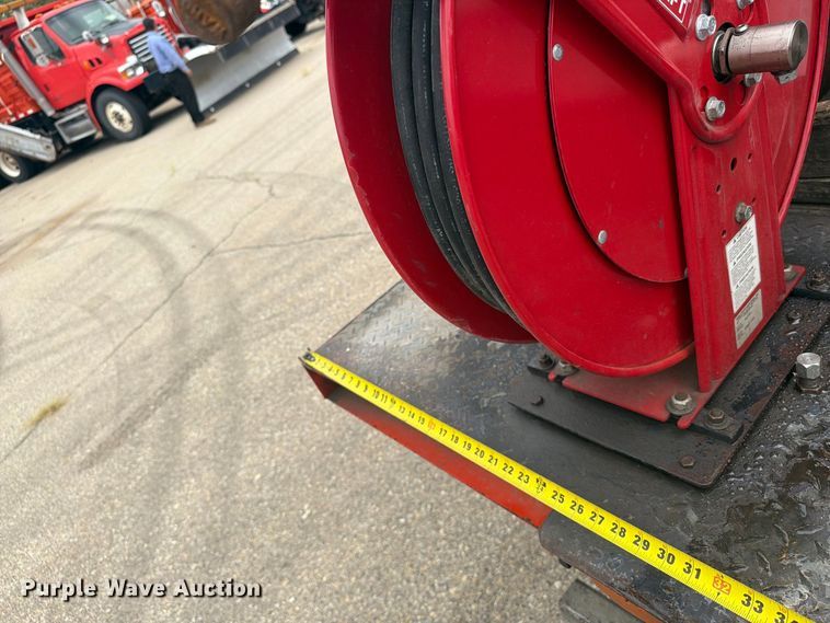 image for item DY3384 2007 GMC C4500 bucket truck