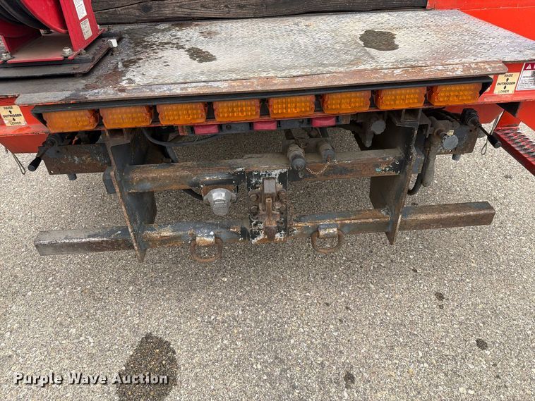 image for item DY3384 2007 GMC C4500 bucket truck