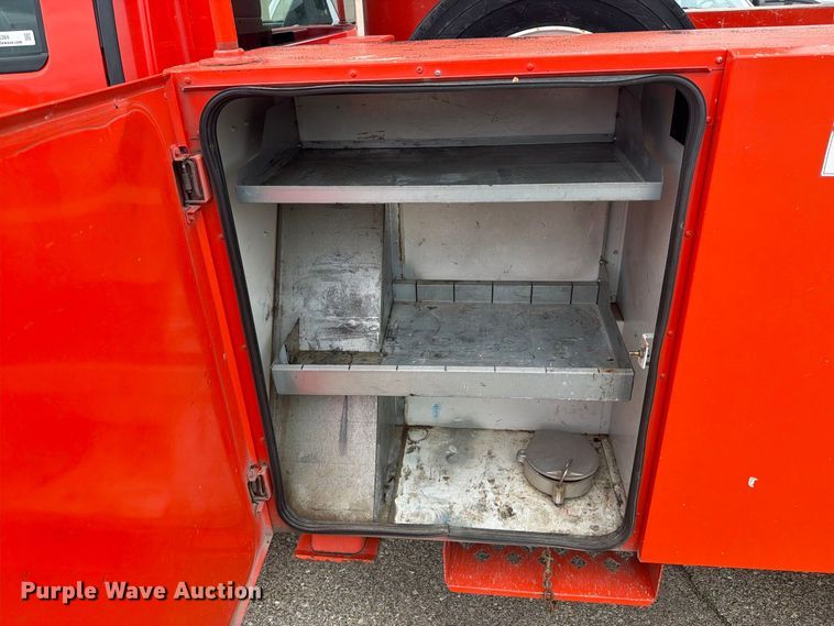image for item DY3384 2007 GMC C4500 bucket truck