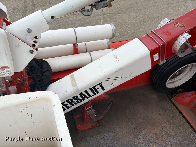 image for item DY3384 2007 GMC C4500 bucket truck