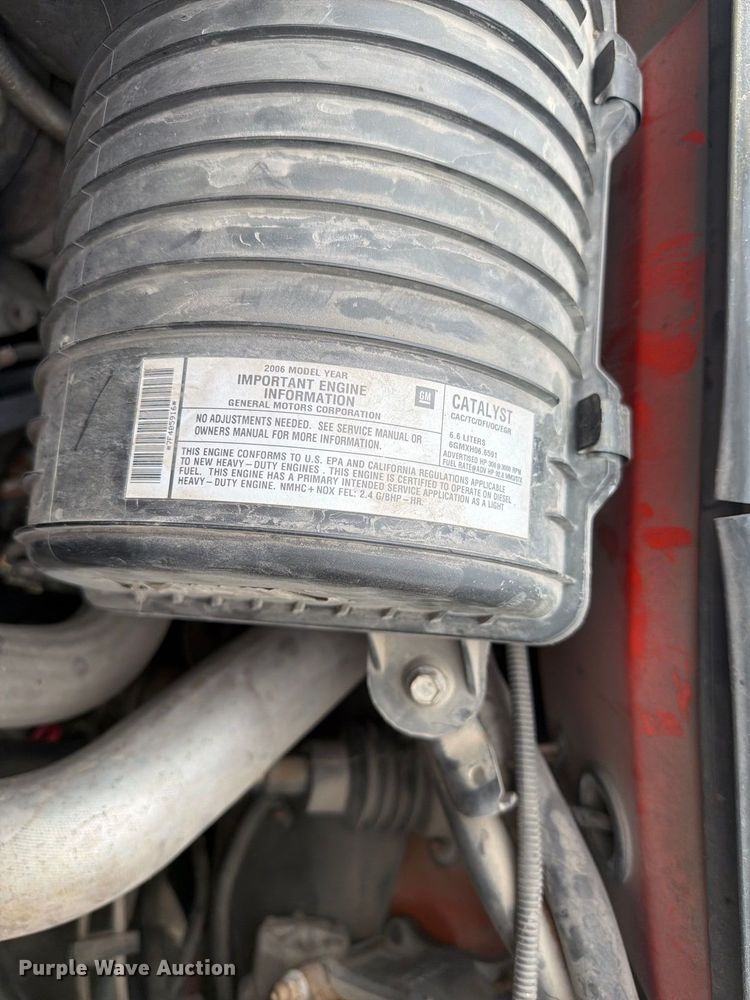 image for item DY3384 2007 GMC C4500 bucket truck