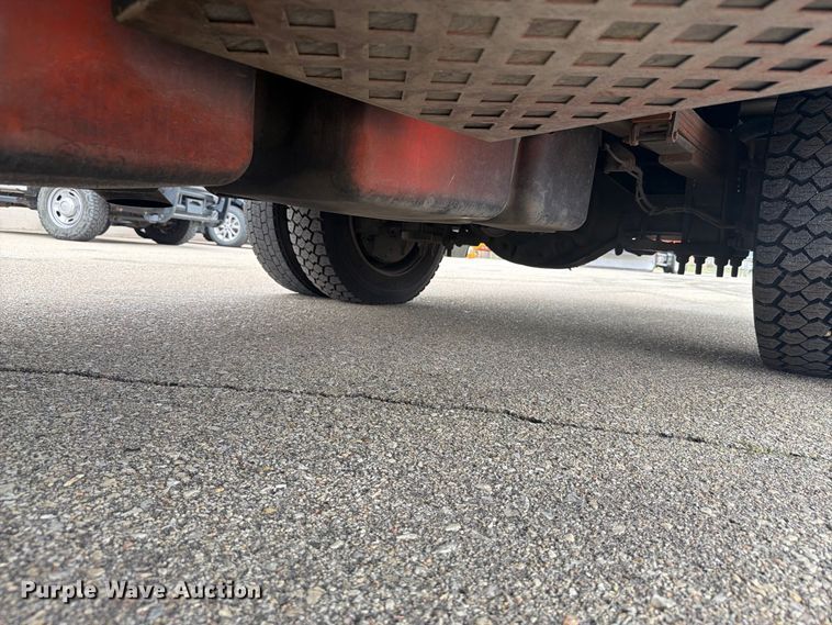 image for item DY3384 2007 GMC C4500 bucket truck