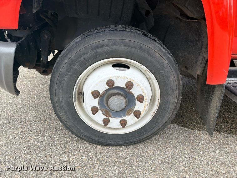 image for item DY3384 2007 GMC C4500 bucket truck
