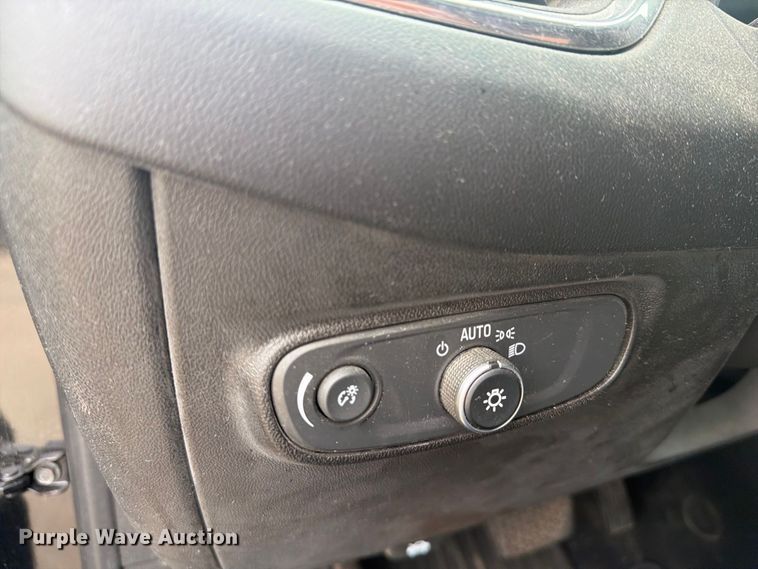 image for item DY3387 2020 Chevrolet Equinox SUV