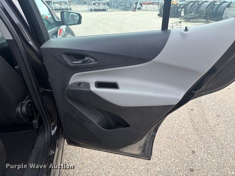 image for item DY3387 2020 Chevrolet Equinox SUV