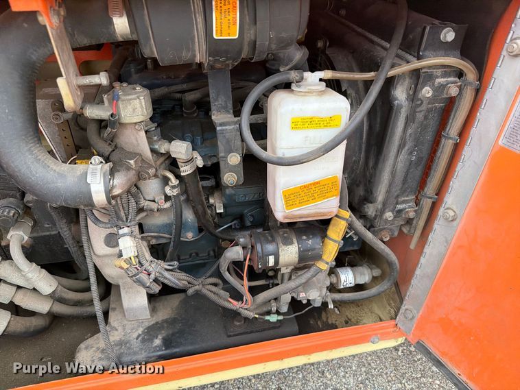 image for item DY3388 2011 JLG 260MRT scissor lift