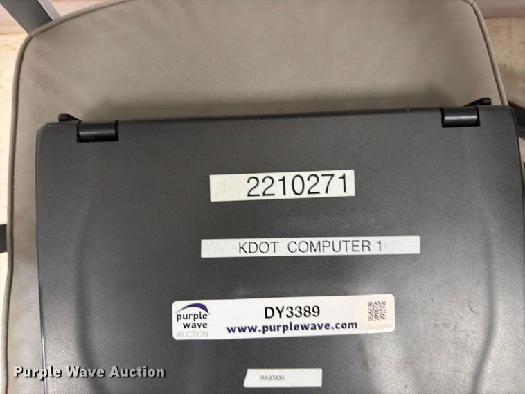 image for item DY3389 (6) Dura book laptops
